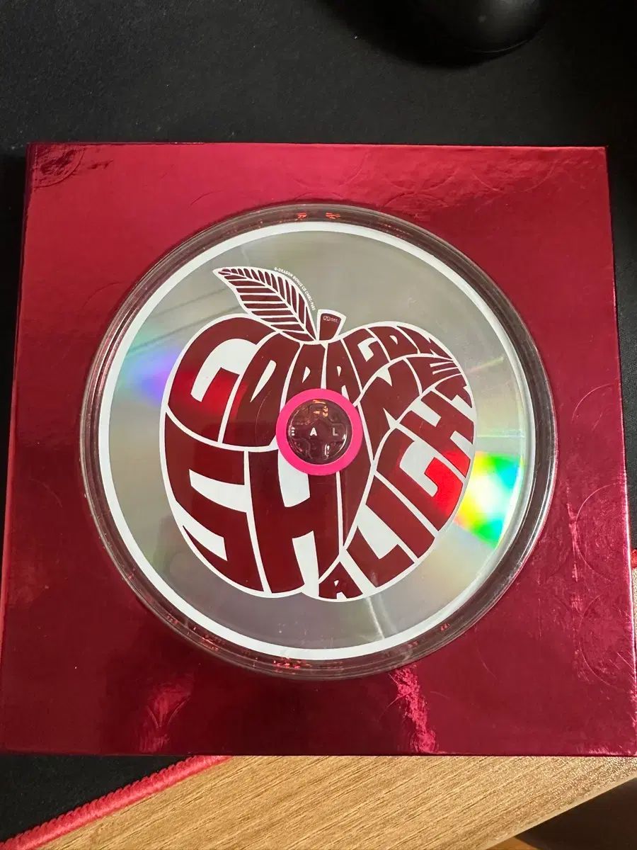 ジードラゴン(G-DRAGON) 1stライブコンサートアルバム GD live album 5,098円