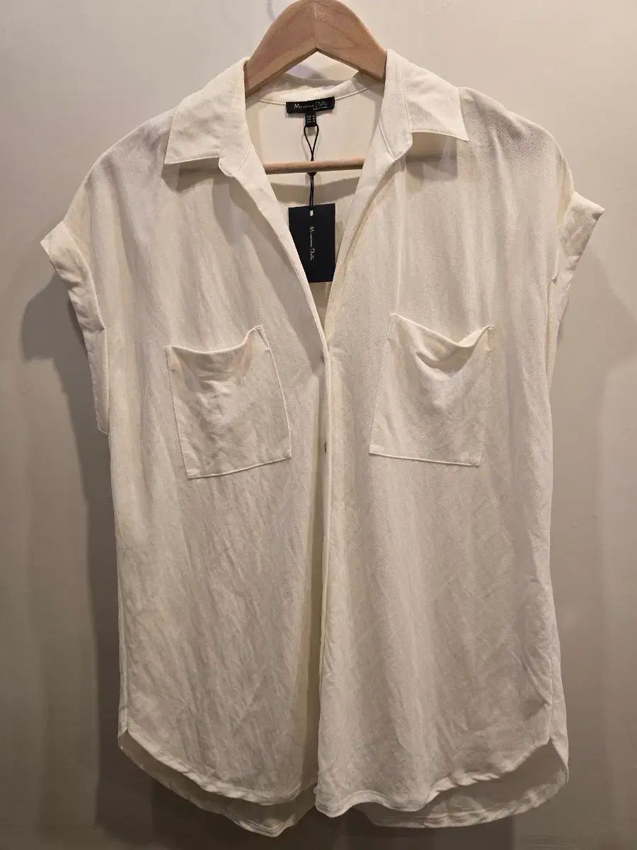 マッシモ ドゥッティ アイボリー シャツ M (新品)