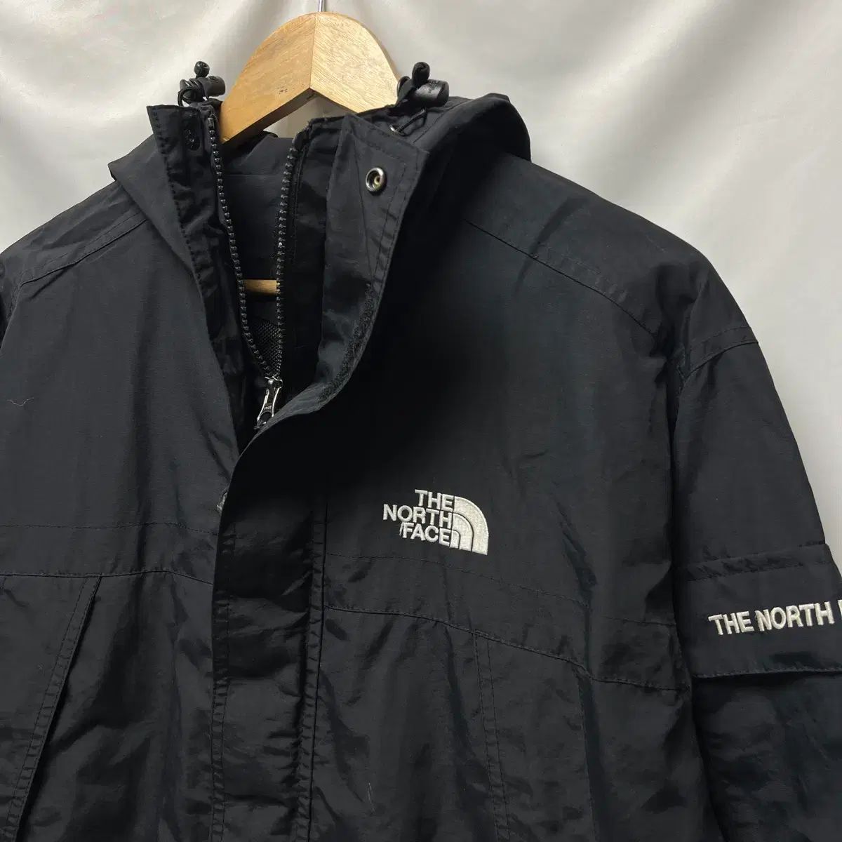 正規品/L THE NORTH FACE ザノースフェイス サイドポケット ロゴ ブラック ウィンドブレーカー