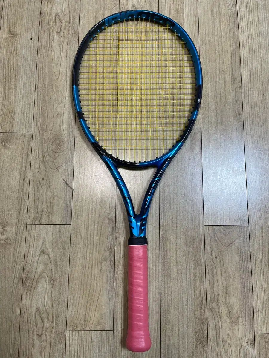 BabolaT（バボラ） ピュア ドライヴ 100 テニスラケット 出品
