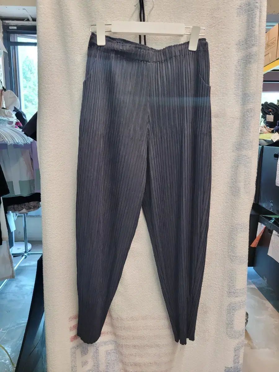 PLEATSME ジョガーパンツ レディース F 新品