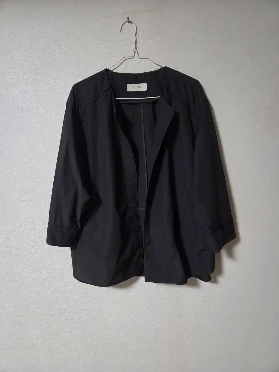 BCBG ラウンドネック 裏地なし シャツジャケット 77 88