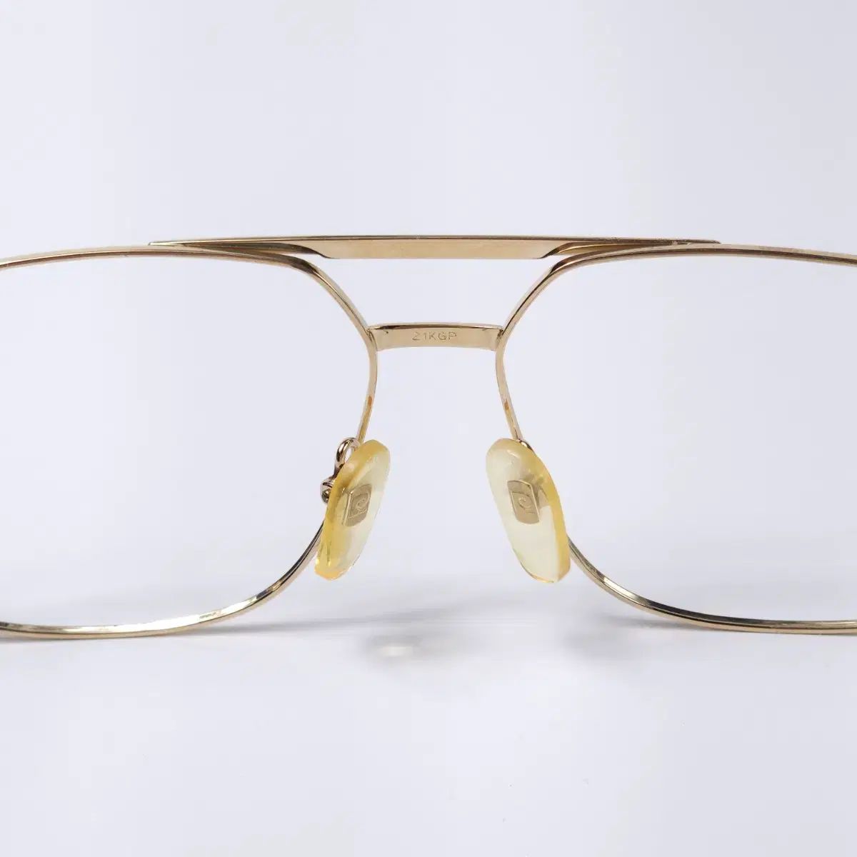 80年製 ピエール カルダン 21K 金メッキ フランス ヴィンテージ ツーブリッジ メガネ 80年製 ピエール カルダン 21K 金メッキ フランス ヴィンテージ ツーブリッジ メガネ