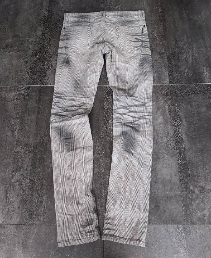 BLACKBARRETT by NEIL BARRETT ブラックデニム Neil Barrett by BLACKBARRETT - Black | Blackbarrett neil Hypebeast