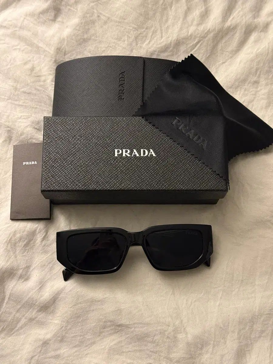 PRADA ブラック サングラス フルセット