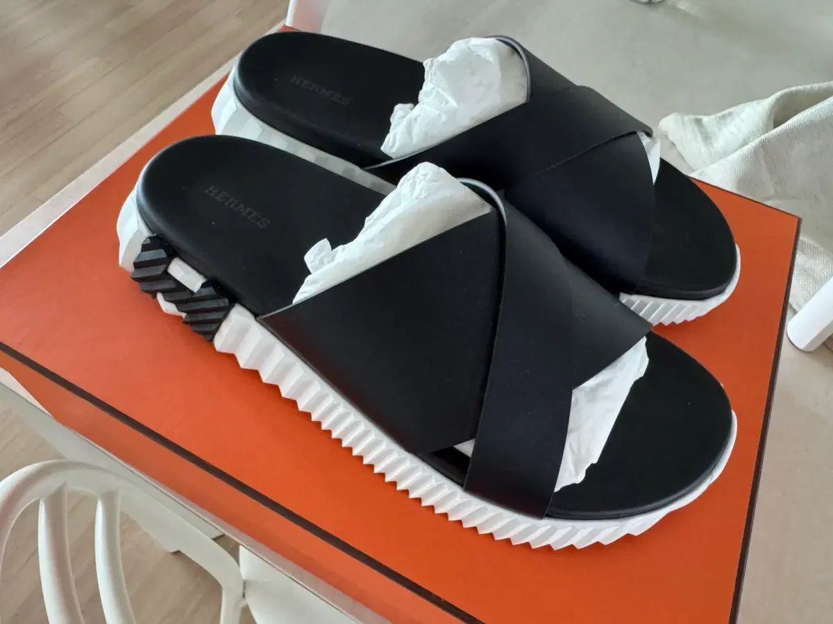 エルメス インファー スリッパ