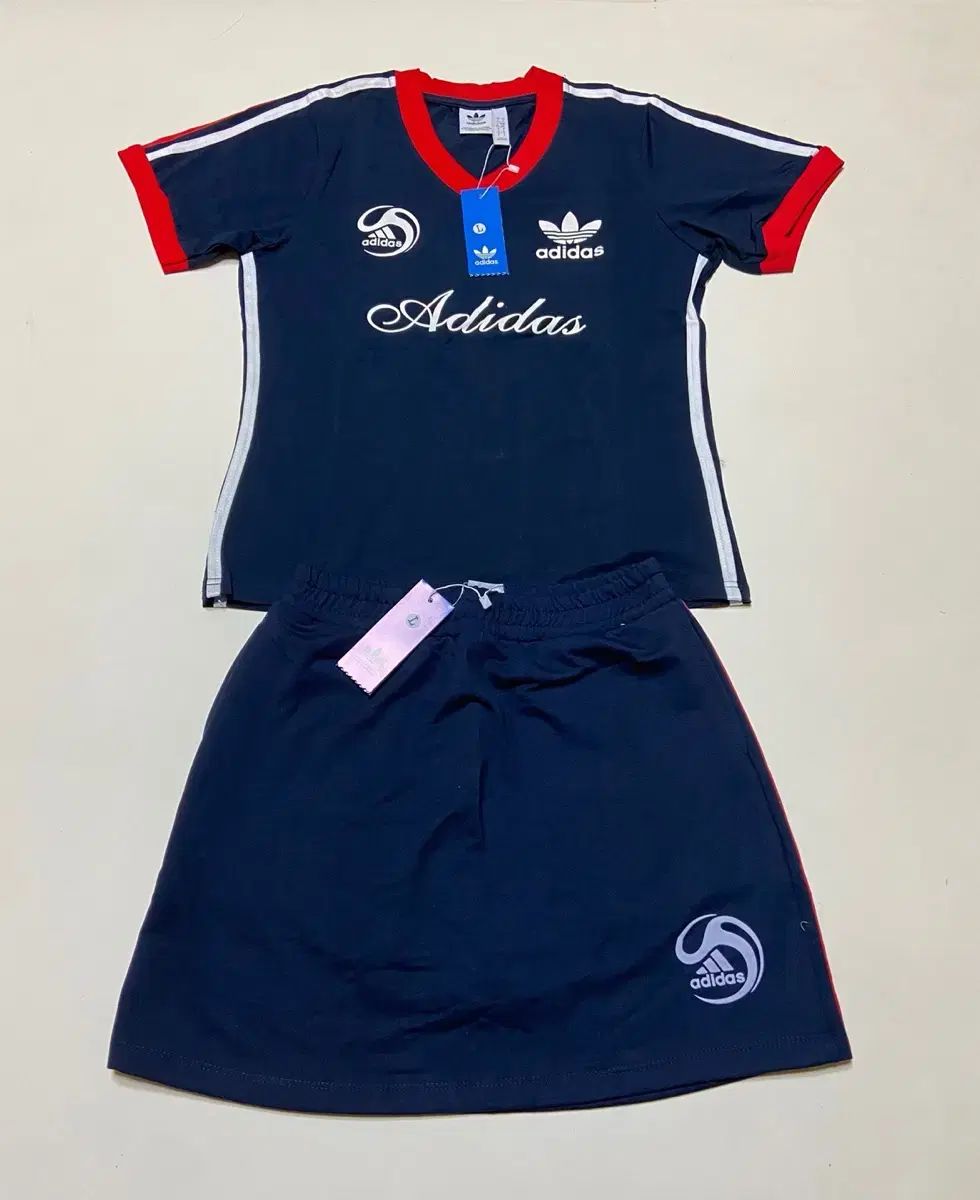 アディダス ネイビー 半袖 上下セット S M