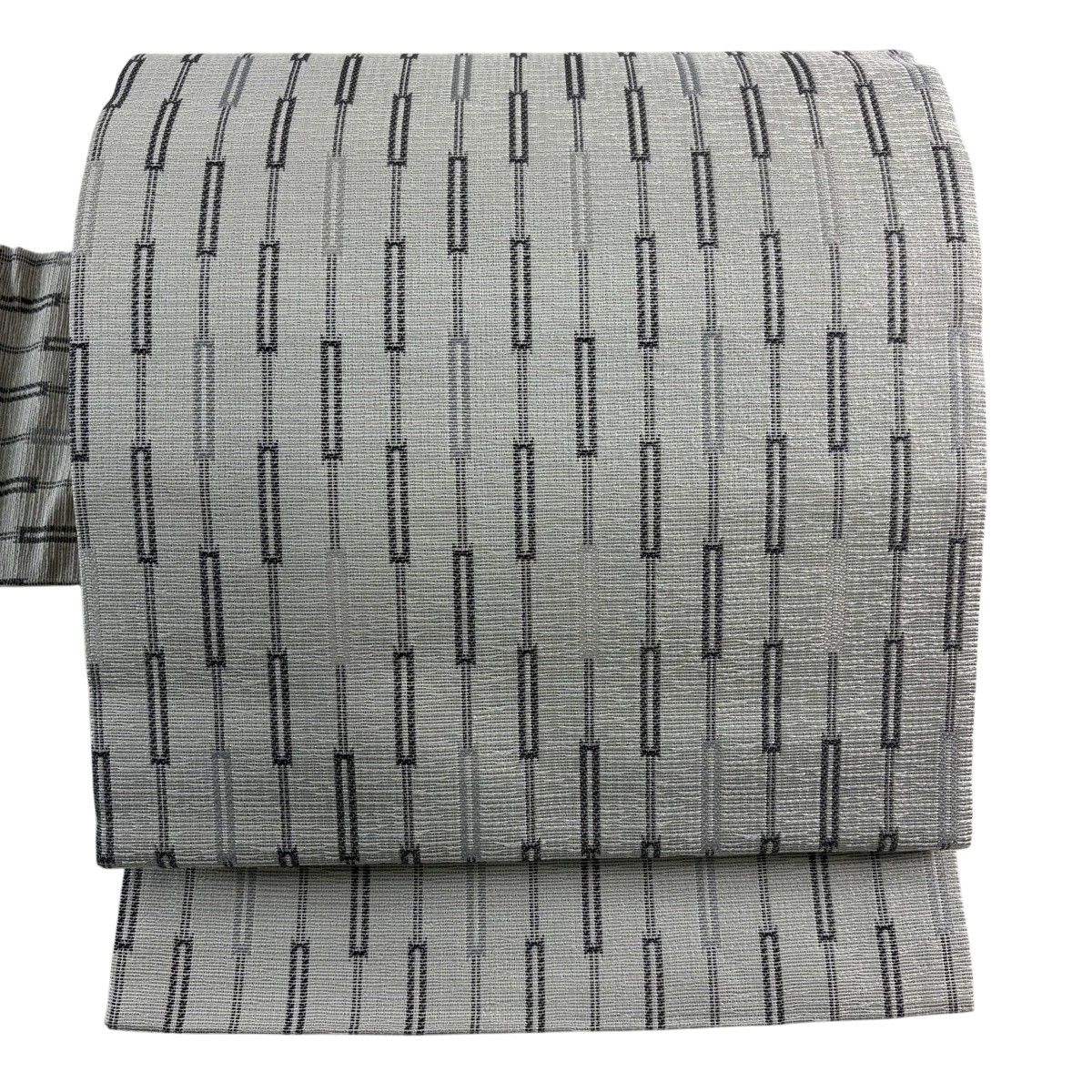 【美品】 名古屋帯 名品 八寸名古屋帯 縞 幾何学模様 灰色 正絹 【中古】