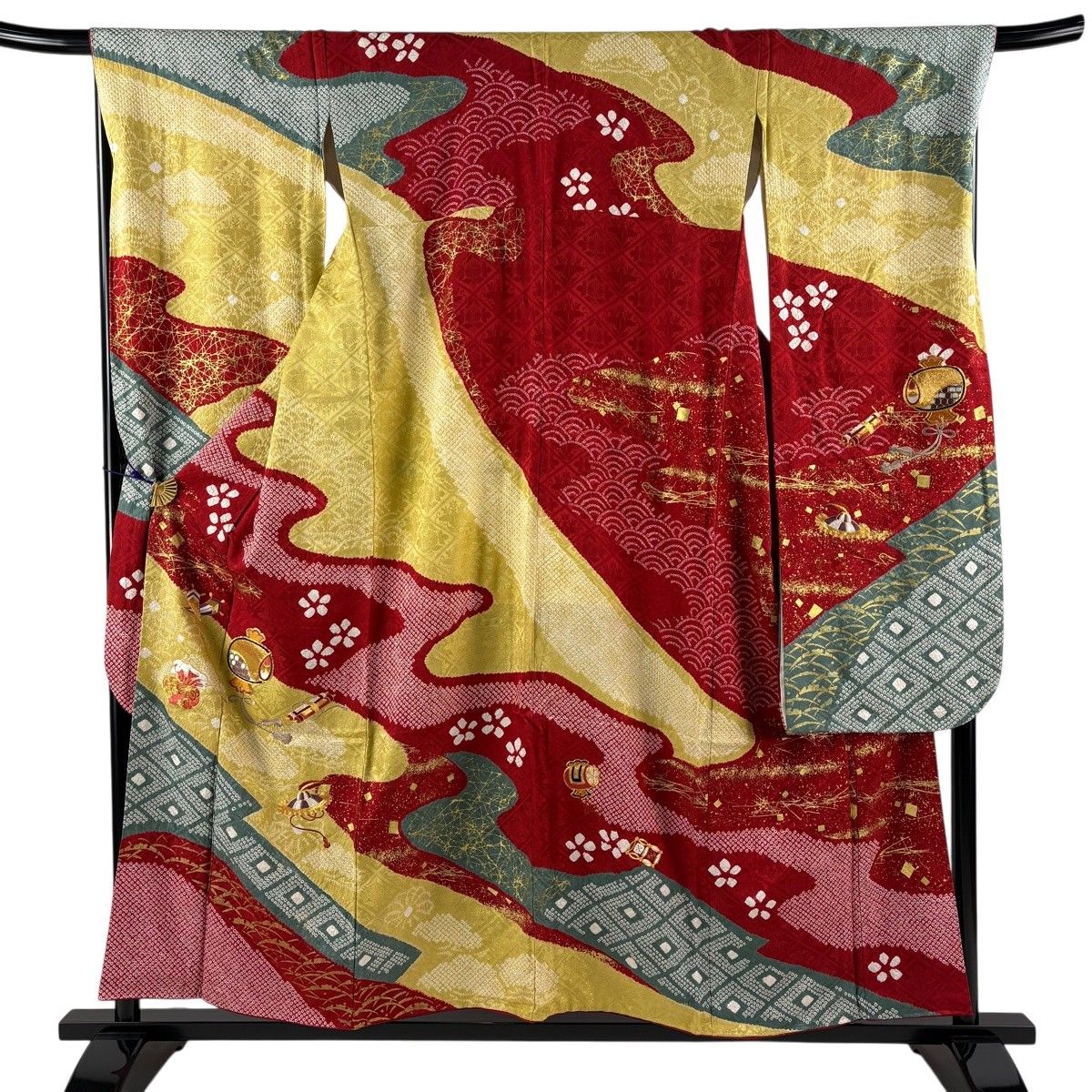 【美品】 振袖 身丈155cm 裄丈68.5cm L 袷 宝尽くし 有職文様 刺繍 絞り 赤 正絹 名品 【中古】