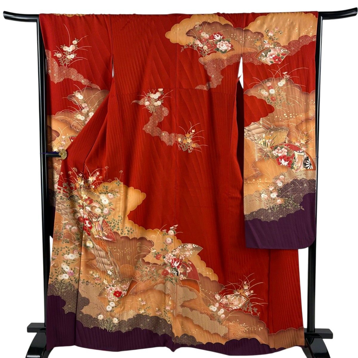 振袖 身丈165.5cm 裄丈67.5cm 正絹 秀品 【中古】 振袖 身丈165.5cm 裄丈67cm M 袷 草花 雲文 刺繍 金彩 朱色 正絹 秀品