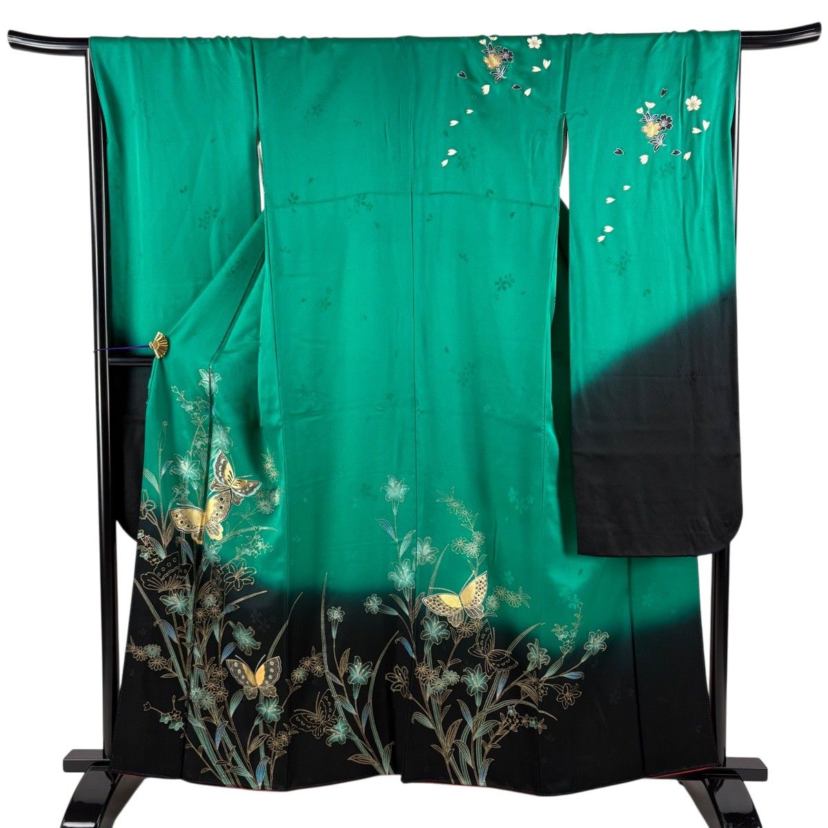 振袖 身丈160cm 裄丈68cm 正絹 名品 【中古】 振袖 身丈160cm 裄丈68cm L 袷 蝶 草花 金彩 染め分け 緑 正絹 秀品