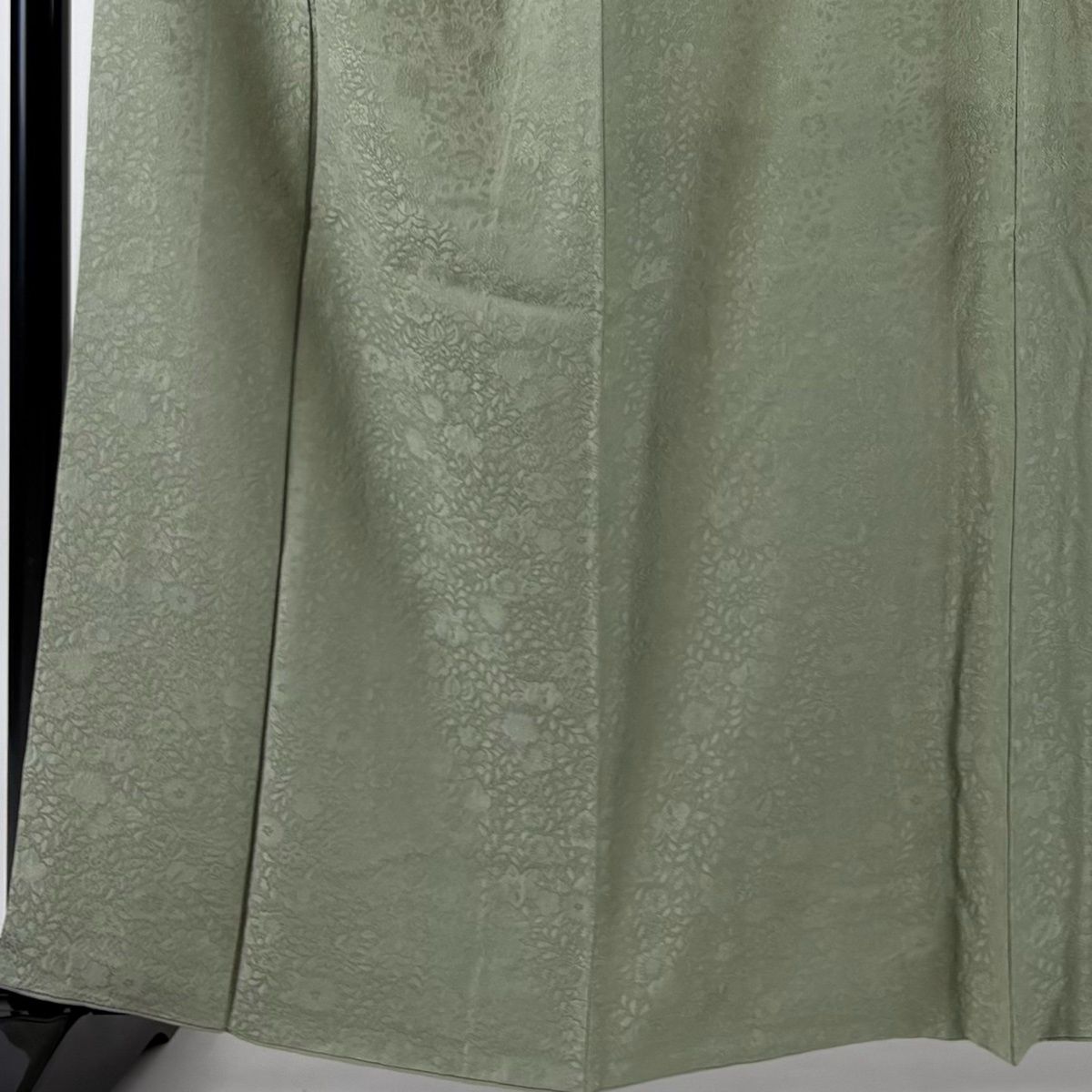 色無地 身丈156.5cm 裄丈62cm 正絹 秀品 【中古】 美品】 紬 身丈156.5cm 裄丈62cm 正絹 秀品 【中古】の通販 by