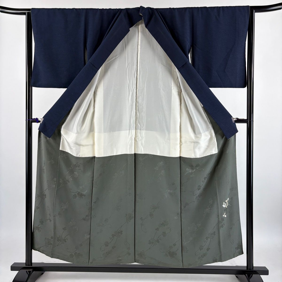 色留袖 身丈161cm 裄丈64cm 正絹 秀品 【中古】 色留袖 身丈161cm 裄丈64.5cm 正絹 逸品 【中古】の通販 by バイセル