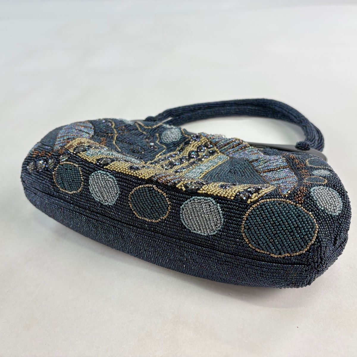 【美品】 和装バッグ 優品 ビーズバッグ フォーマル 幾何学 紺色 ビーズ 和装小物 【中古】