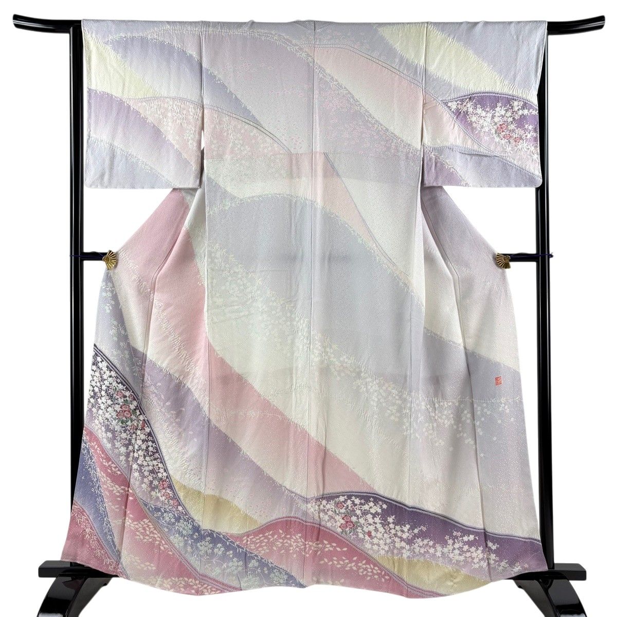 訪問着 身丈159.5cm 裄丈66cm M 袷 滝泰 落款 桜 葉柄 刺繍 絞り 灰紫 正絹 逸品 【中古】