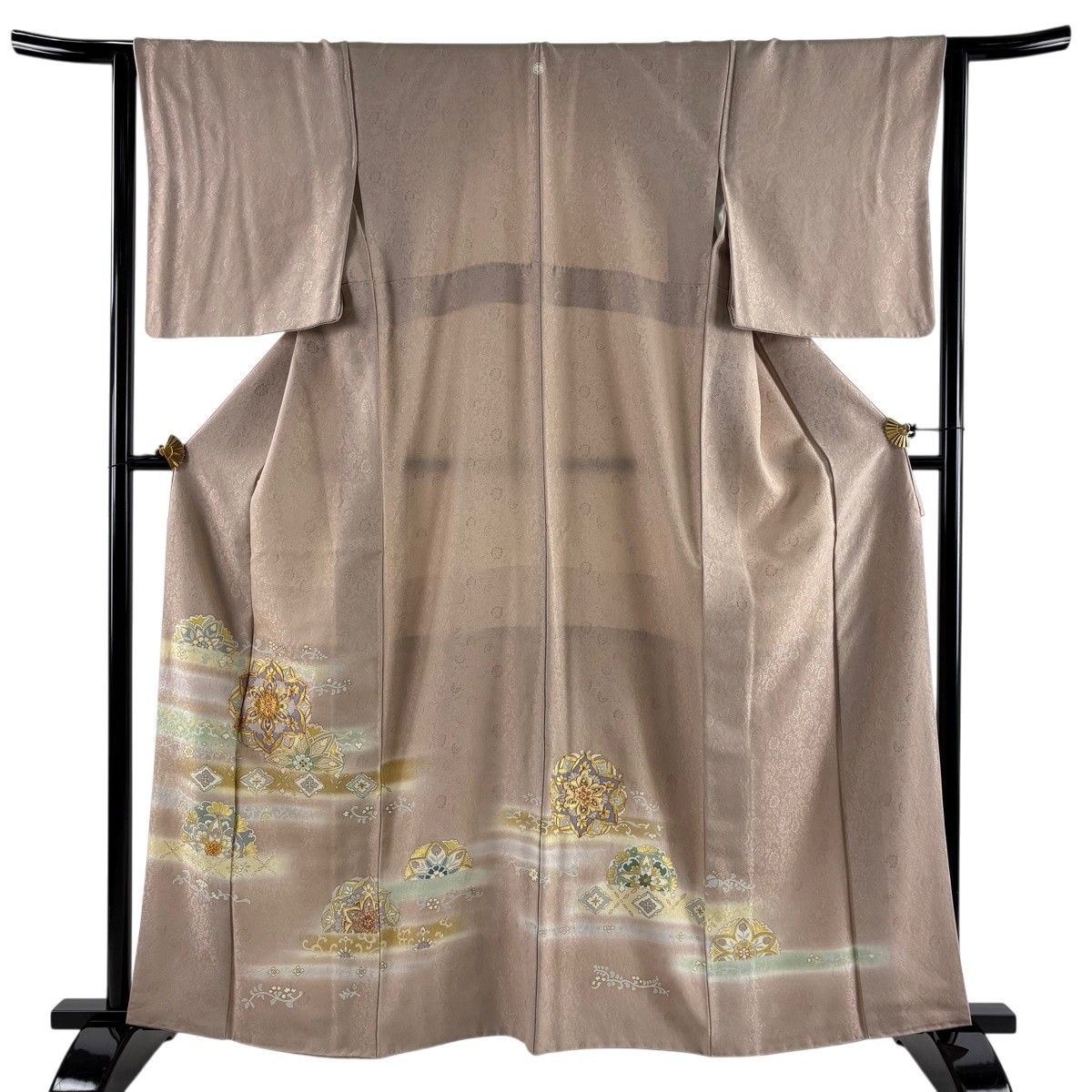 色留袖 身丈161cm 裄丈64.5cm M 袷 千總 落款 華文 霞 金糸 金彩 ピンクベージュ 正絹 逸品 一つ紋 【中古】