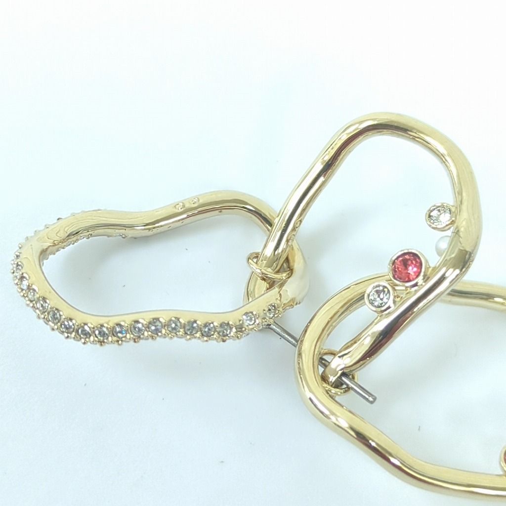 スワロフスキー Swarovski Shell Pierced ピアス スワロフスキー Swarovski Shell Pierced ピアス - メルカリ