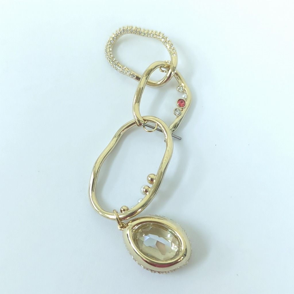 スワロフスキー Swarovski Shell Pierced ピアス - メルカリ