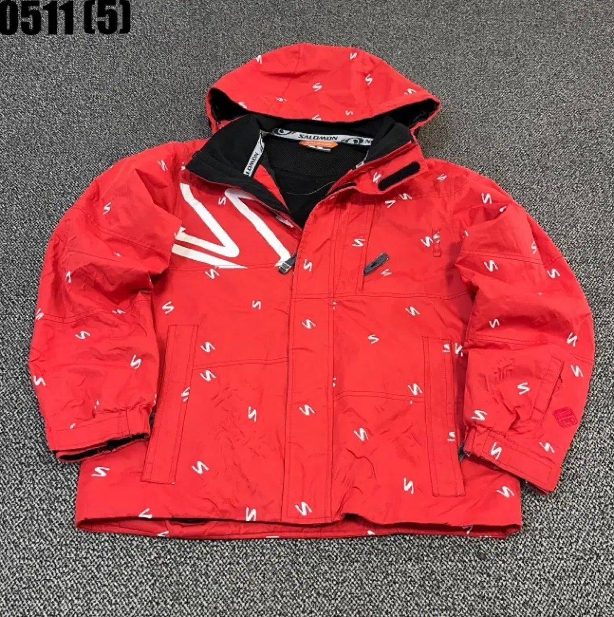 SALOMON レッド パータン WHO フード ジャケット m 0511
