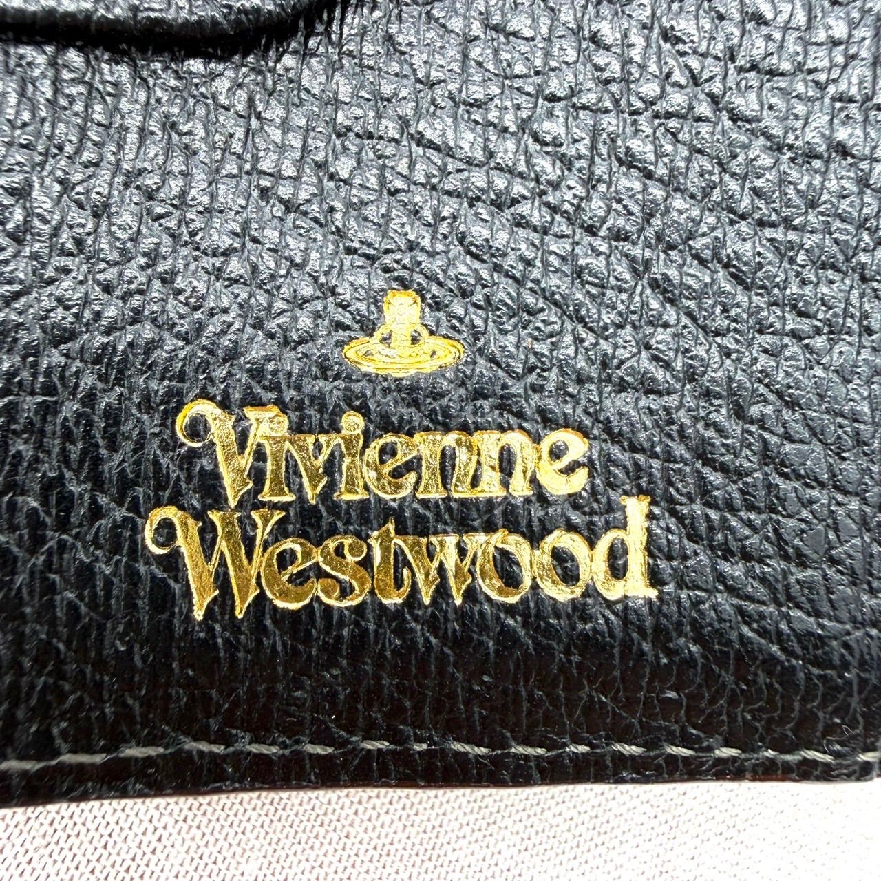 新品未使用品ヴィヴィアンウエストウッドがま口折り財布ブラックゴールド黒ラクマ購入 vivienne westwood 三つ折り財布 ブラック がま口 ゴールドの通販はau