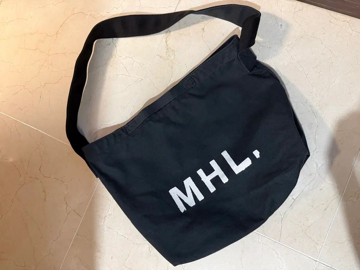 MHL バッグ