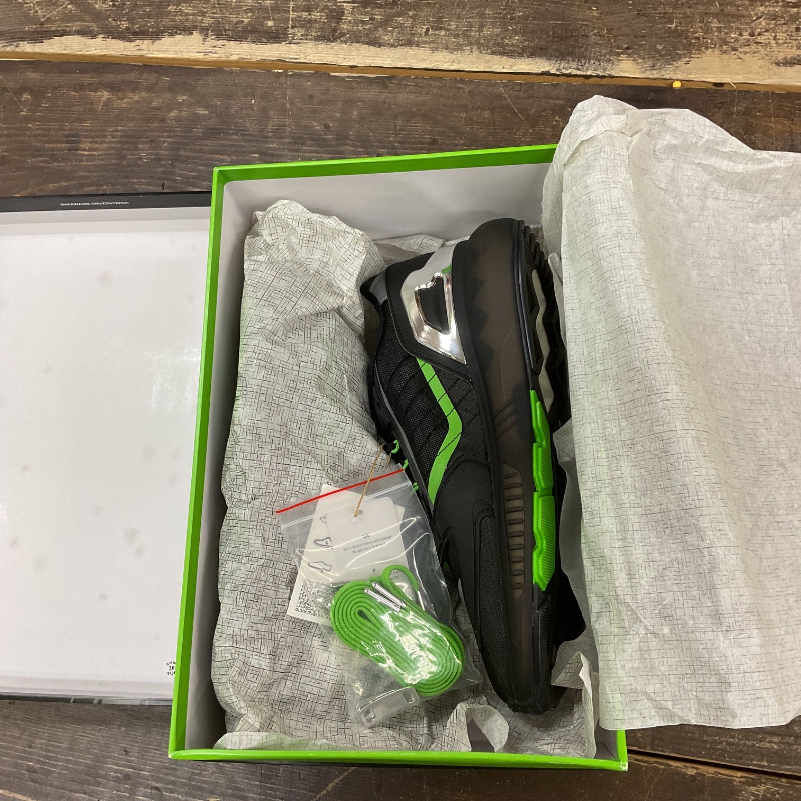 KAWASAKI × adidas ZX 5K Boost 
