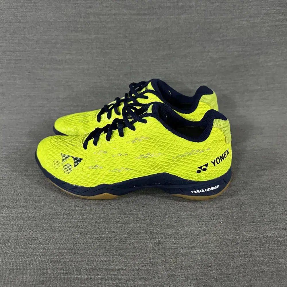 YONEX ヨネックス パワークッションエアラックス バドミントンシューズ/メンズ(250mm)/s1687
