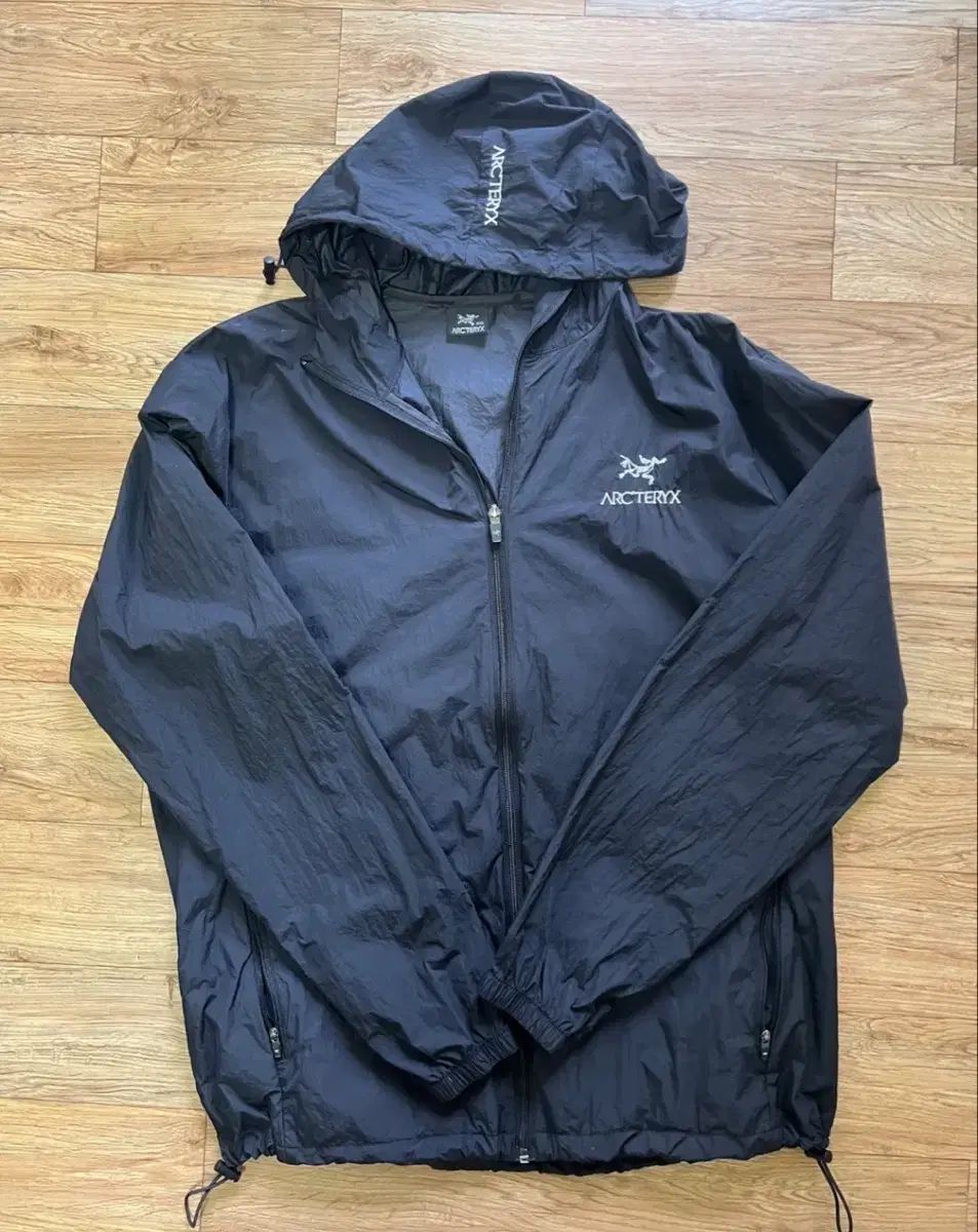 ARC'TERYX アークテリクス ブラック ウィンドブレーカー WHO フード ジャケット