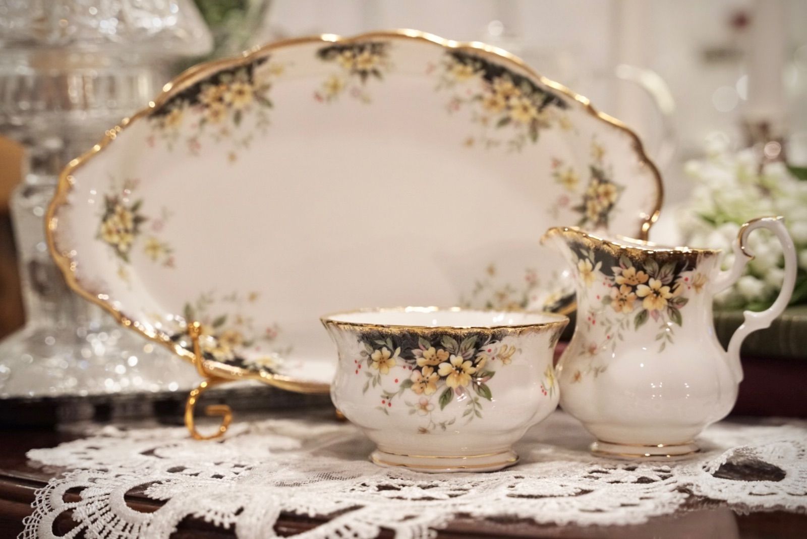 【Royal Albert】ロイヤルアルバート Royal Ascot ロイヤルアスコット クリーマー＆シュガーボウル＆オーバルトレイ 3点セット 廃盤 ヴィンテージ