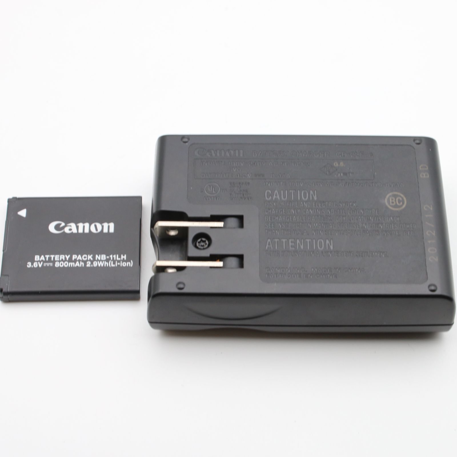 極上品】 Canon IXY 640 シルバー 光学12倍ズーム デジタルカメラ