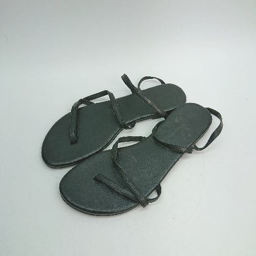 ◇ URBANRESEARCH シンプル カジュアル 夏 フラット ぺたんこ サンダル サイズ37 ブラック レディース E 【1308160067901】