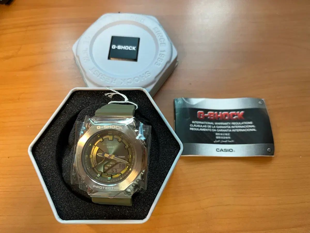 (新品)CASIO G-SHOCK GM-S2100 カーキ フルメタル ユニセックス