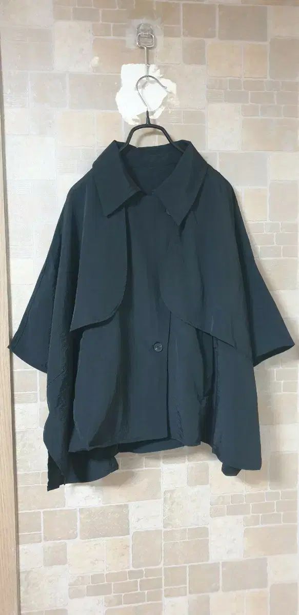 レディース マントトレンチコート(新品)