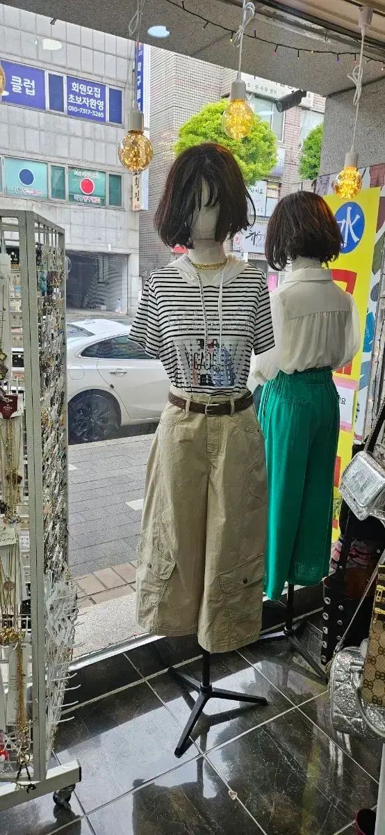 ベージュ ワイド カーゴ ハーフパンツ