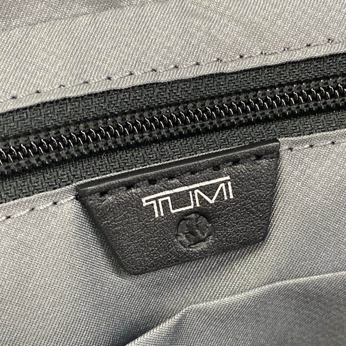 TUMI(トゥミ) ワンショルダーバッグ デヴォー・レン コンバーチブル 