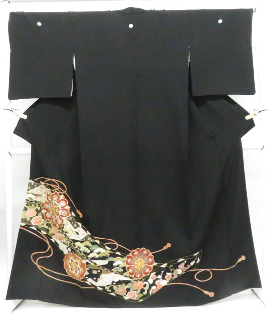 一輝堂】黒留袖 五つ紋 金駒刺繍 華 比翼仕立て 正絹 着物 身丈約167.5