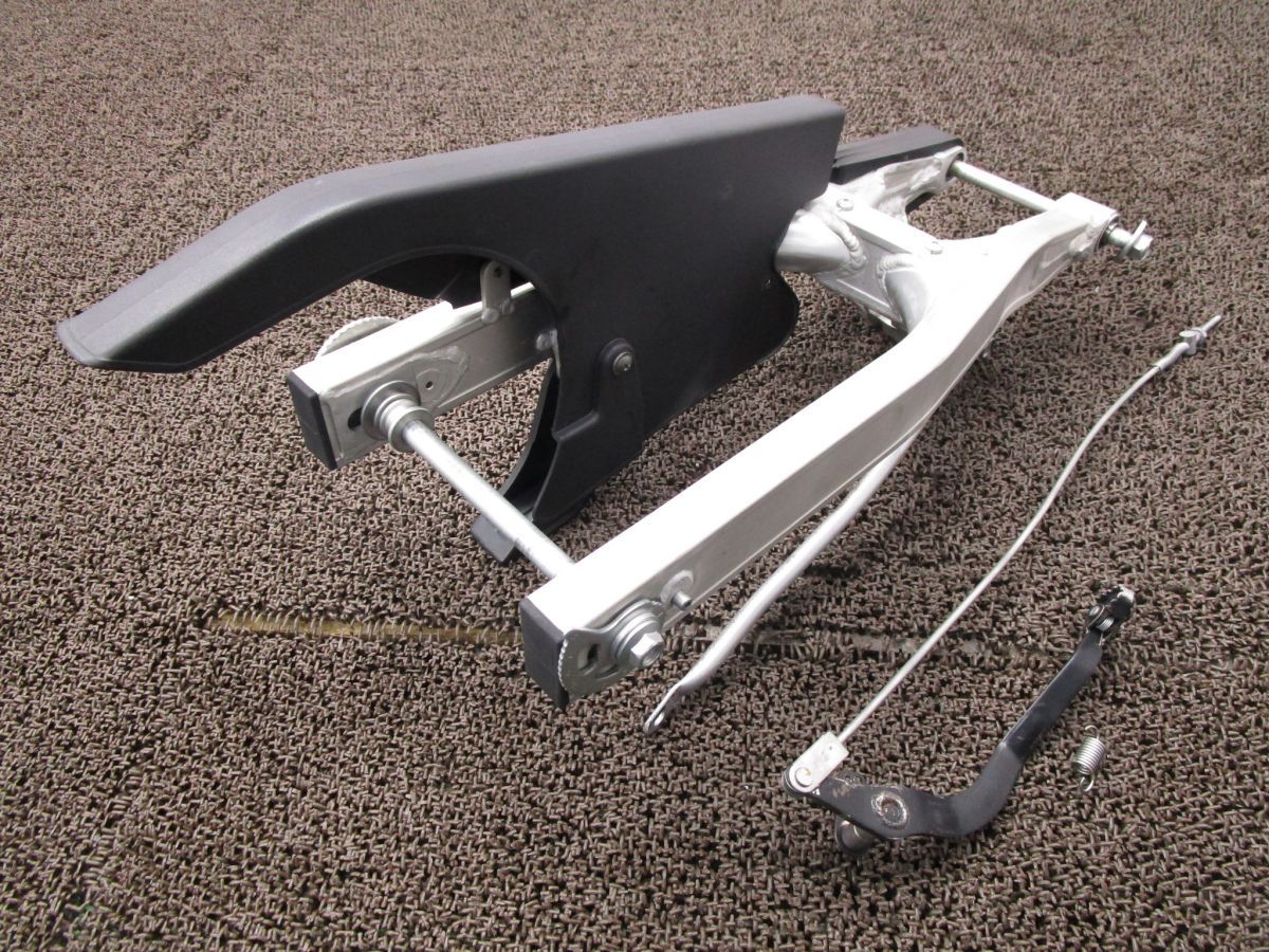 DF200E スイングアーム ブレーキペダル □B6474 チェーンカバー！ リンク アクスルシャフト SH42A スズキ 【 H402 】 キャブ車