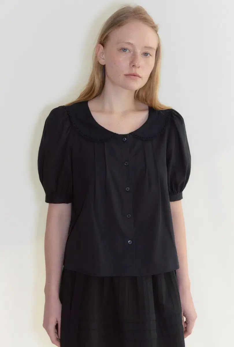 シヌーン ブラウス Puff Sleeve Collar Blouse