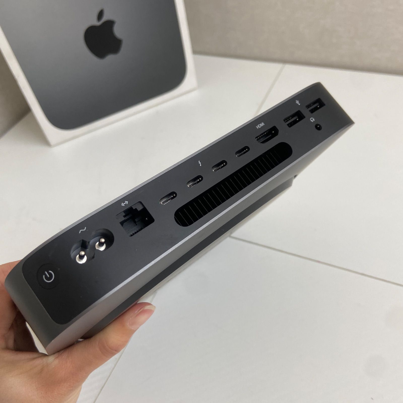 Mac mini (Late 2018) Core i3 8GB 中古 - メルカリ