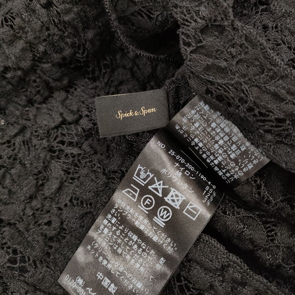 【ブラック2】シュリンクレースハイネックプルオーバー Spick and Span シュリンクレースハイネックプルオーバー 定価9350円