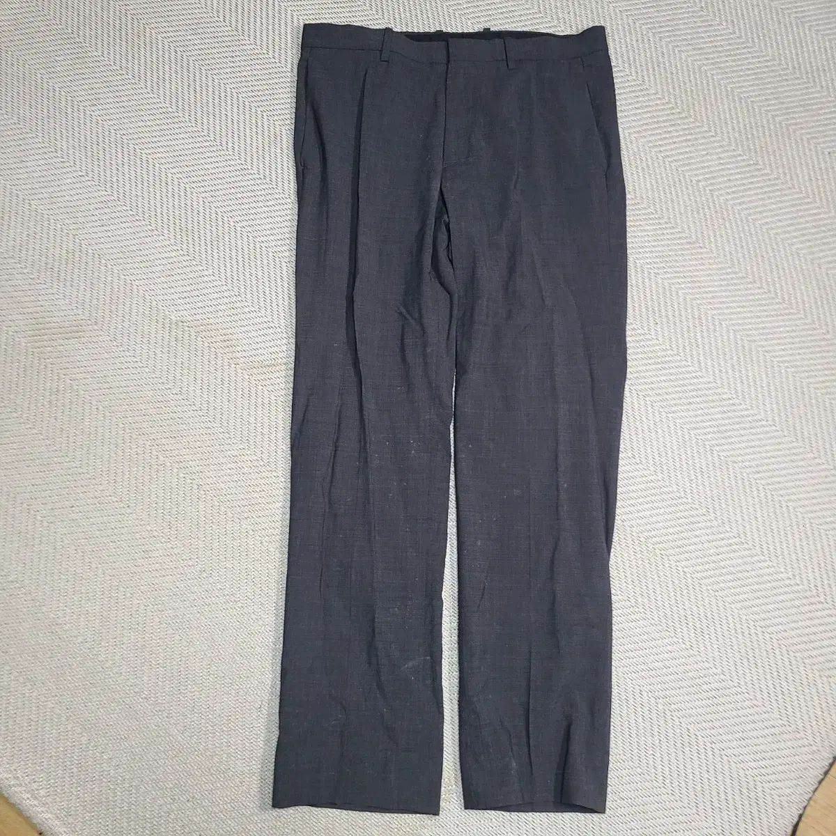Theory チャコール メンズ スーツ パンツ