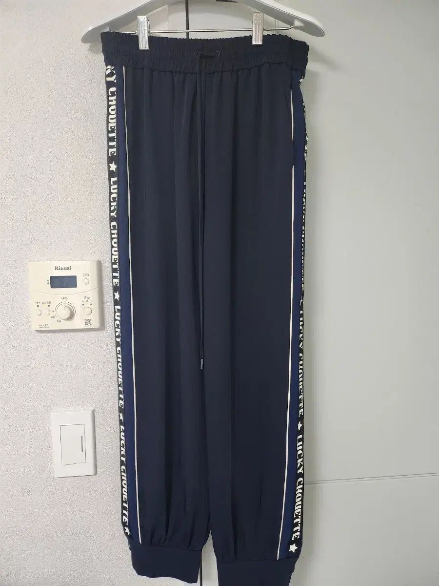 LUCKY CHOUETTE トレーナー パンツ