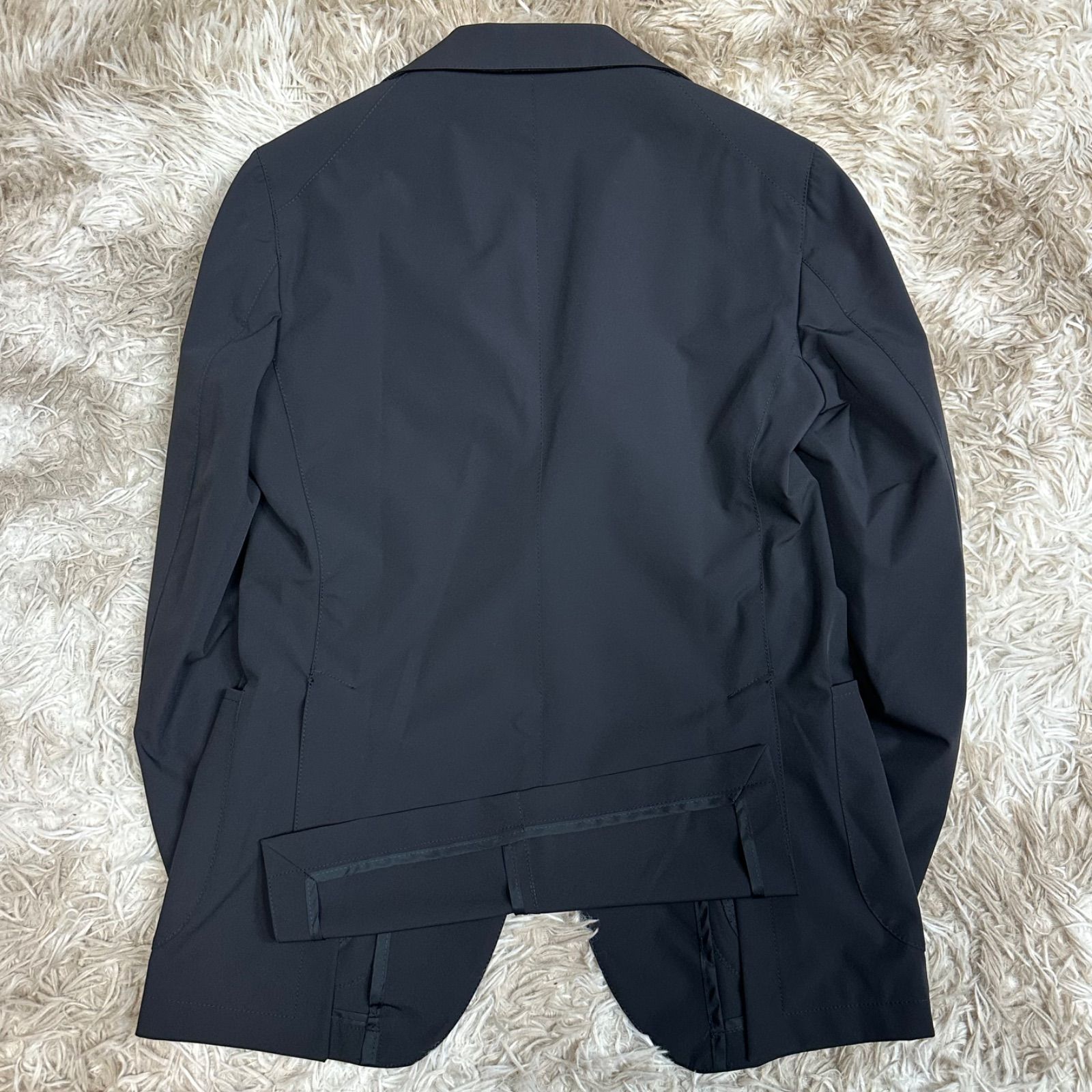 新品タグ付き】TAGLIATORE DAKAR セットアップ スーツ ブラック 黒 44 