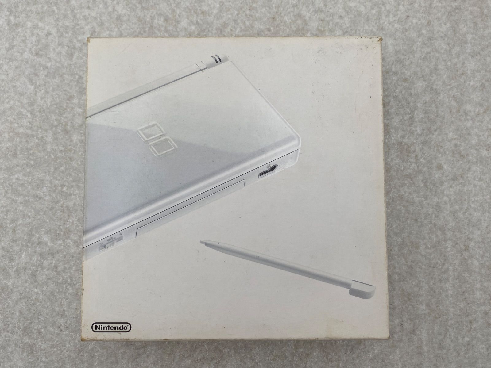 ニンテンドーDS Lite本体　ホワイト