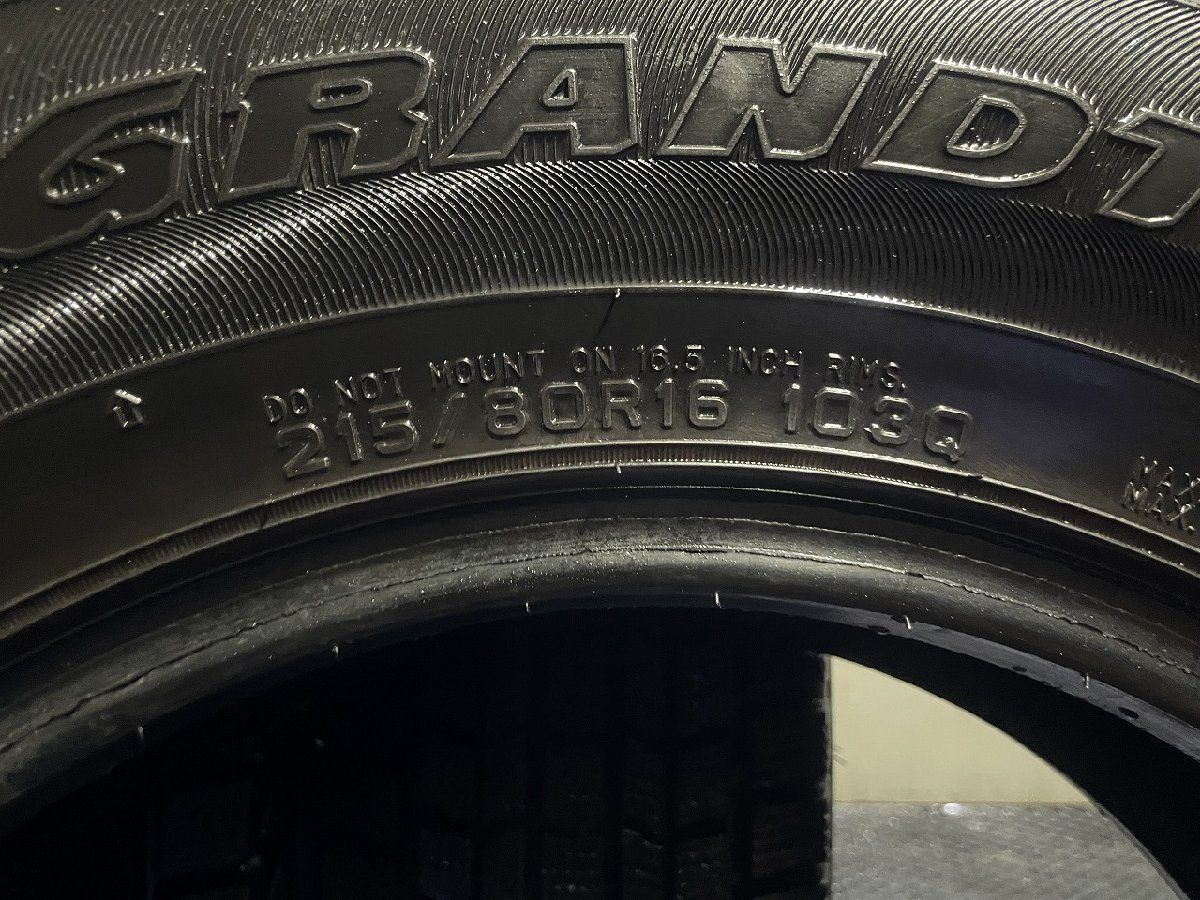 走行短め】DUNLOP GRANDTREK SJ7 215/80R16 16インチ スタッドレス 4本 