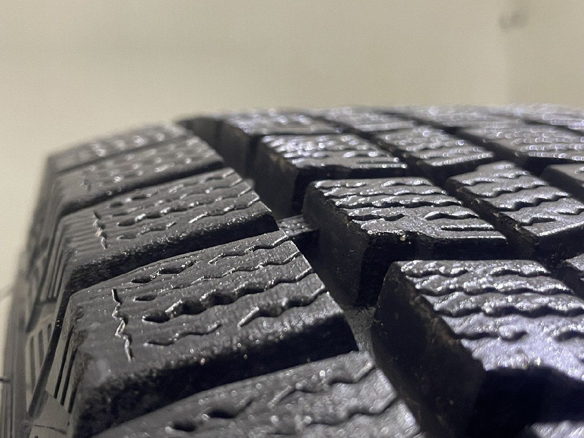 走行短め】DUNLOP GRANDTREK SJ7 215/80R16 16インチ スタッドレス 4本 