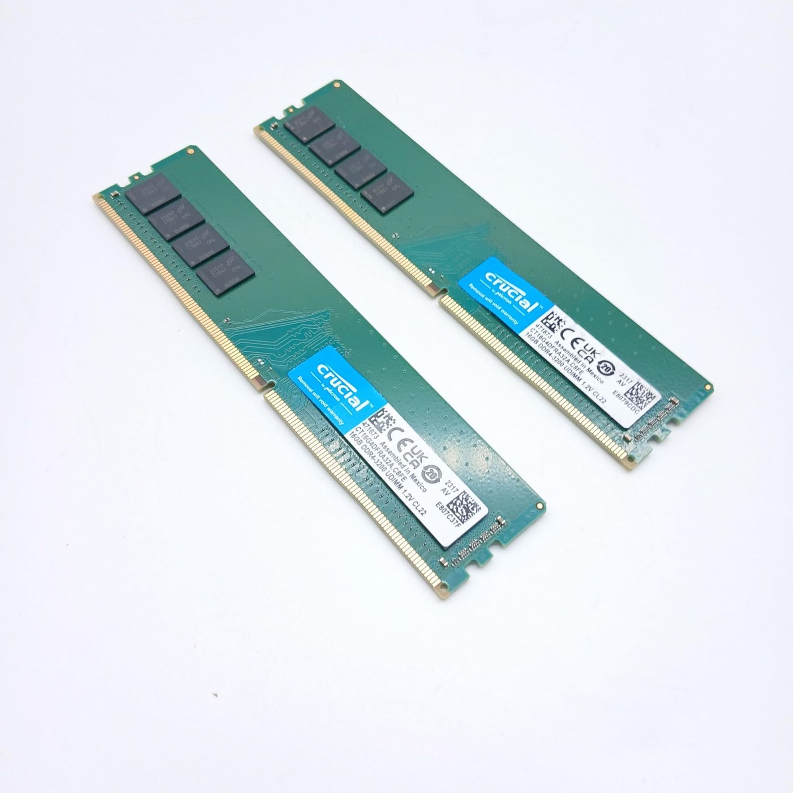 No.5791 Crucial デスクトップ用増設メモリ 32GB(16GBx2枚) DDR4 3200MT/s(PC4-25600) CL22 UDIMM 288pin CT2K16G4DFRA32A