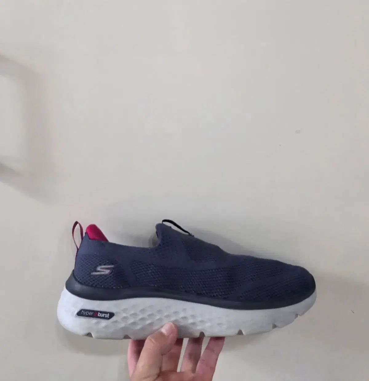 265 SKECHERS ゴーウォーク ハイパーバースト ネイビーレッド 廃盤実物