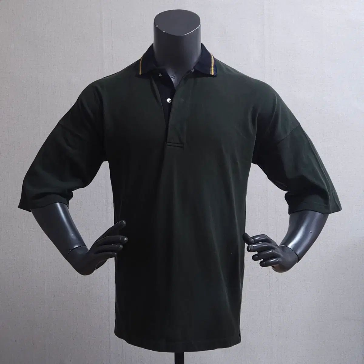 BOTTEGA VENETA ボッテガ・ヴェネタ 半袖Tシャツ 110