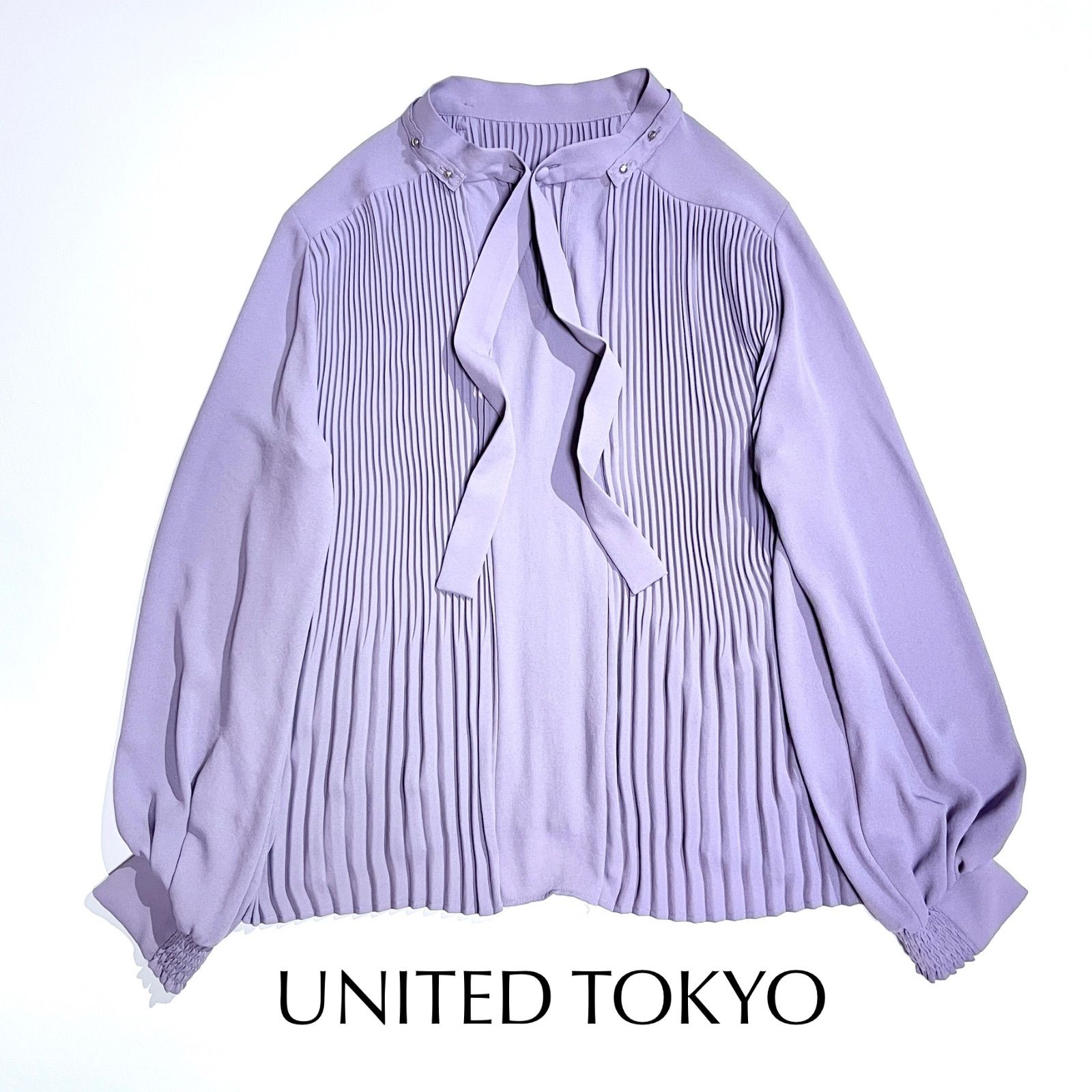 kV62 UNITED TOKYO ツーフェイスプリーツブラウス ボウタイ 長袖 パープル 紫 ユナイテッド トーキョー 定価15,400円